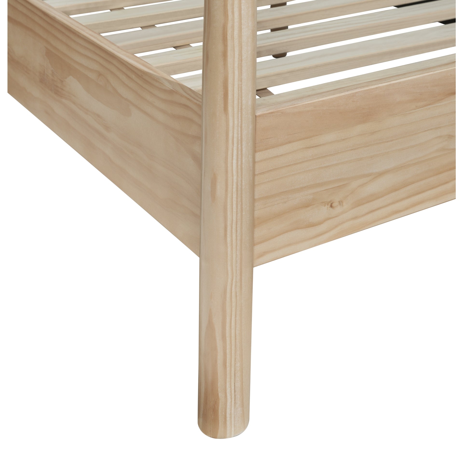 Bloomfield  Queen Canopy Bed Set - What A Room