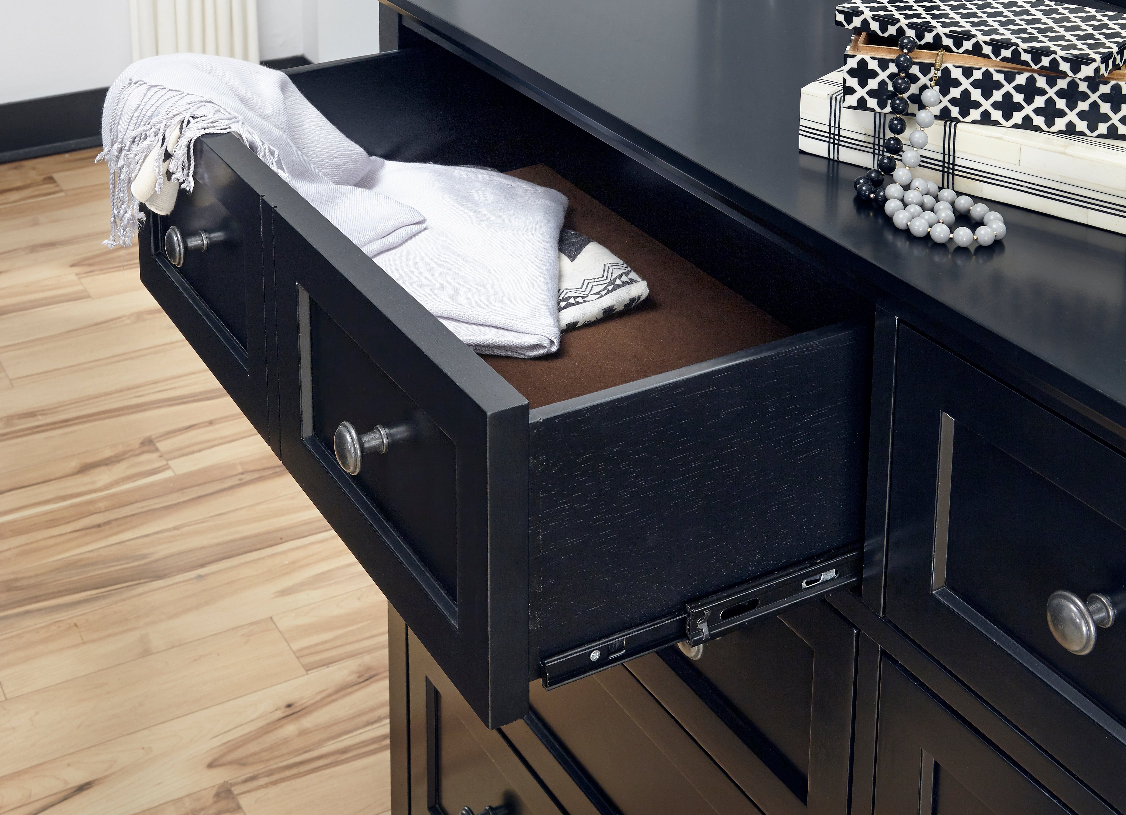 Paragon Eight Drawer Dresser in Black - What A Room