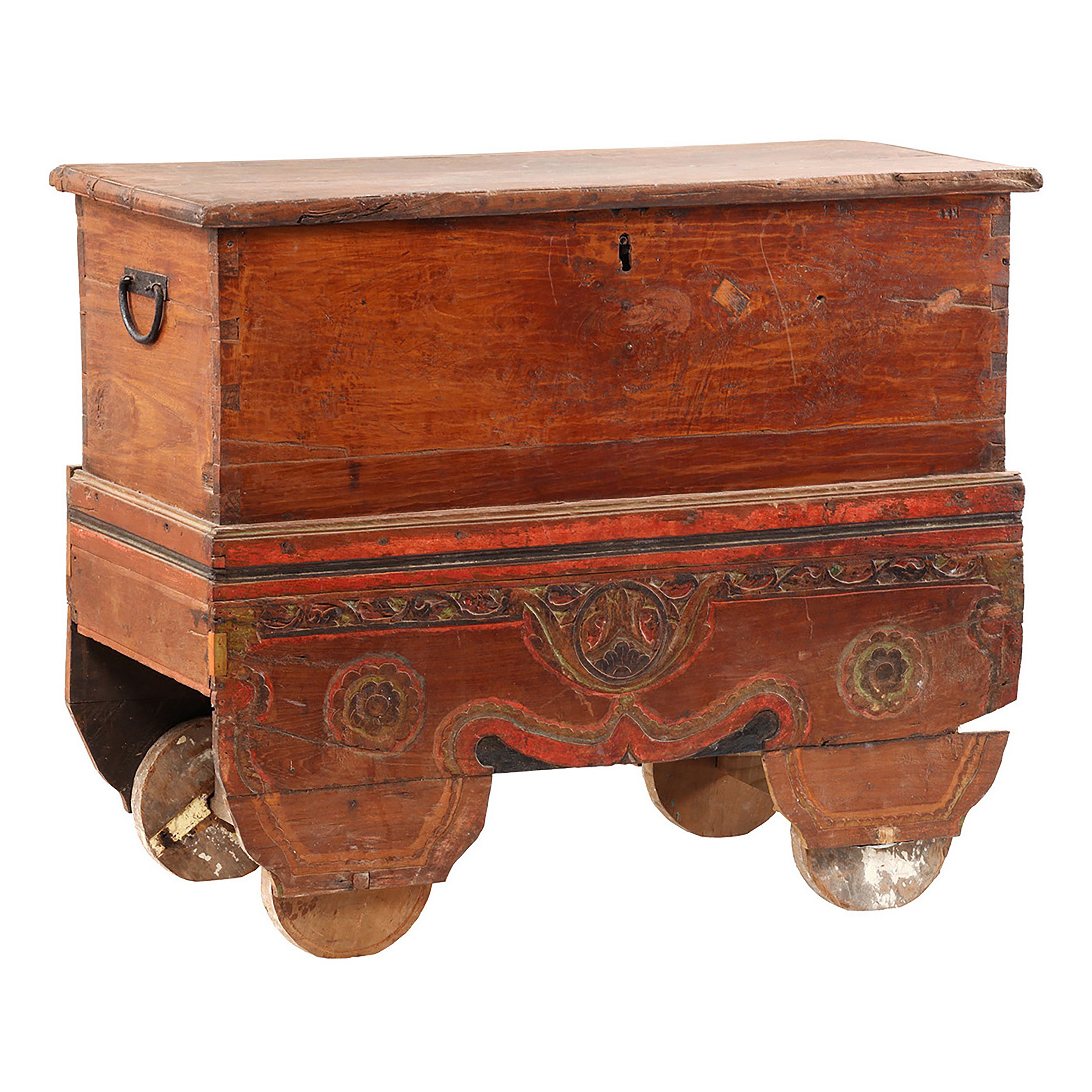 Old Gerobog Trunk - What A Room